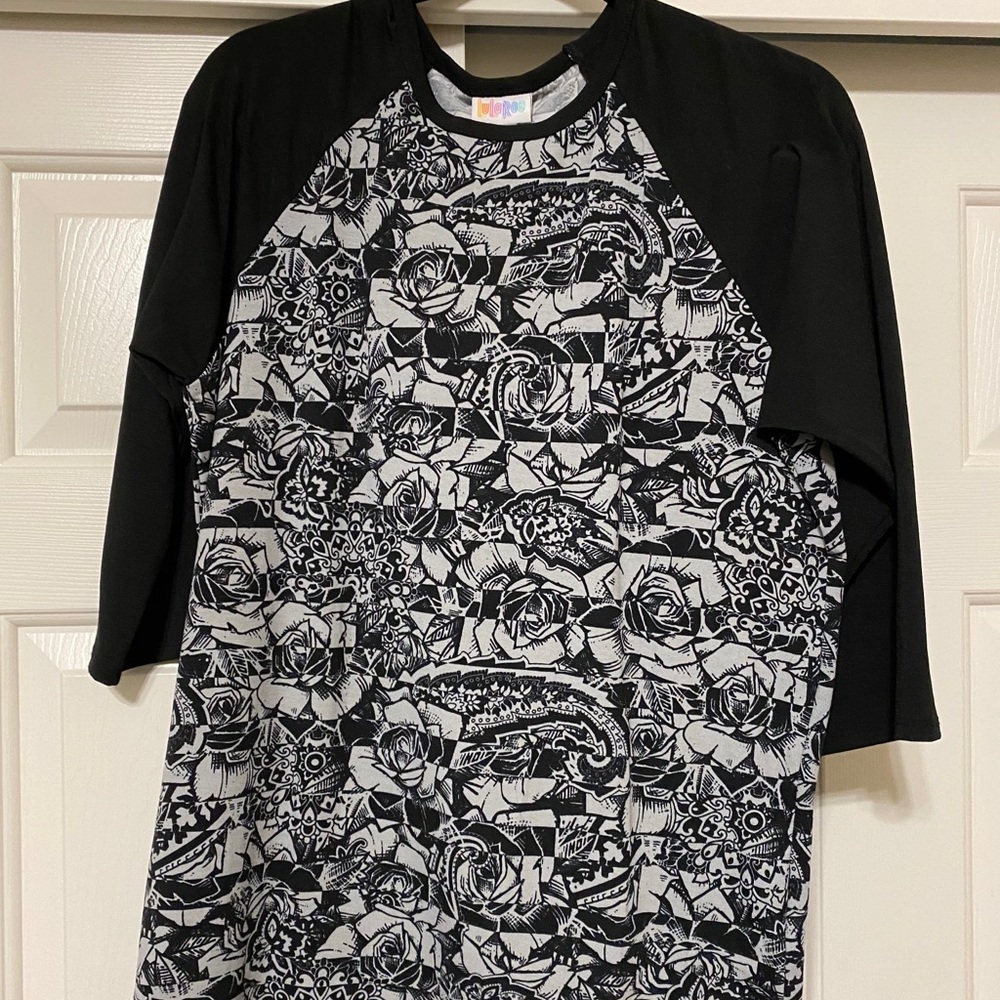 Lularoe Randy Shirt (EUC)